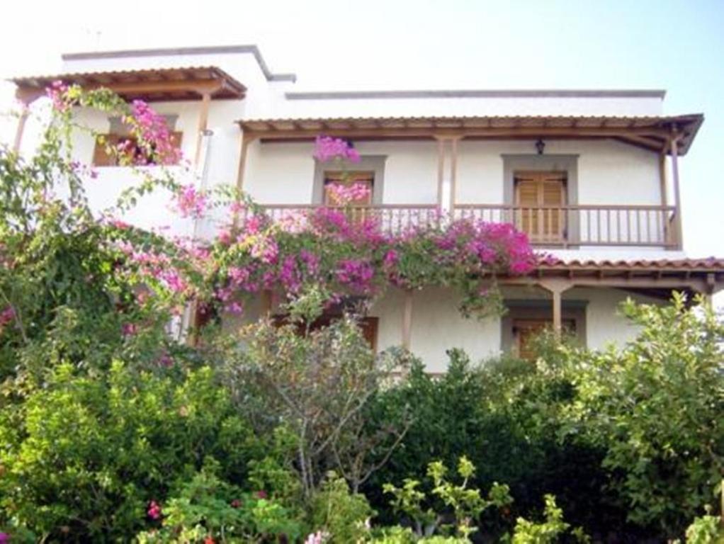 Romantza Skala Exterior foto